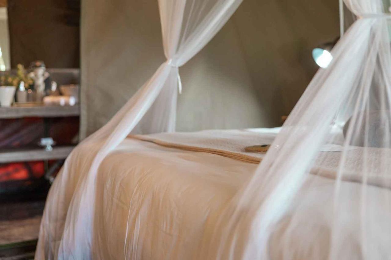 Umkumbe Bush Lodge - Luxury Tented Camp Саби-Санд-Гейм-Резерв Экстерьер фото