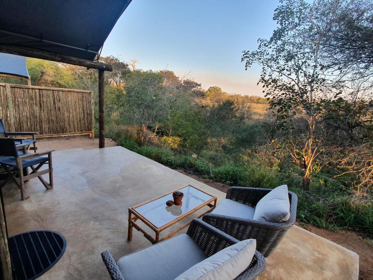 Umkumbe Bush Lodge - Luxury Tented Camp Саби-Санд-Гейм-Резерв Экстерьер фото